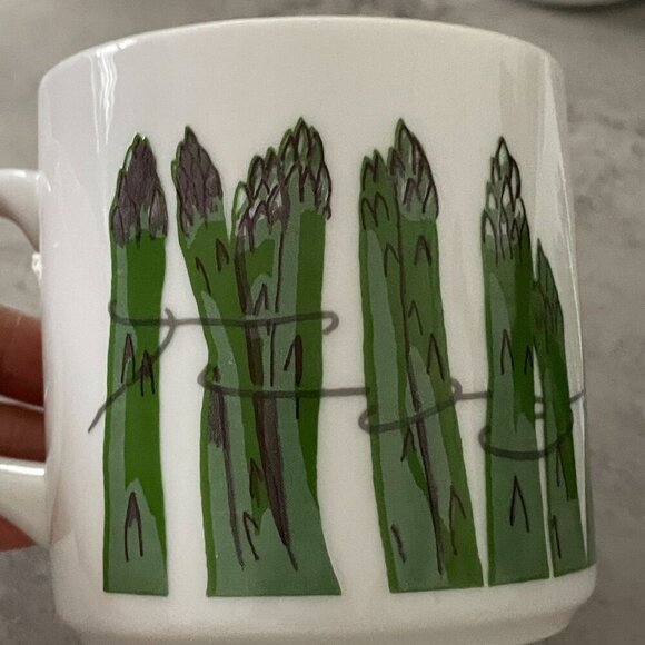 Vintage Green Asparagus Spears White Ceramic HBBZ Brand Coffee Mugs Set Four - Picture 3 of 8